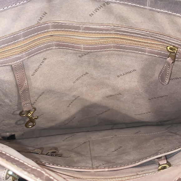 Brahmin Tan Alligator print Satchel Style handbag. - Picture 16 of 16